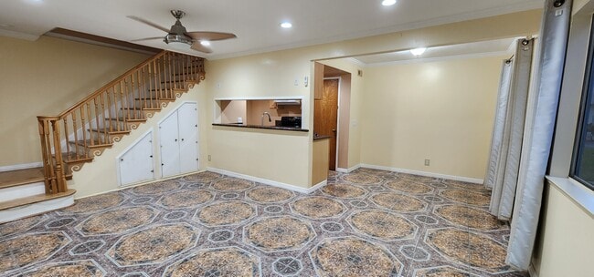 Building Photo - 2607 Spinnaker Ave