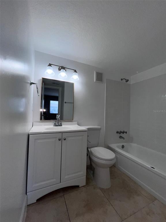 Building Photo - 4711 S Texas Ave