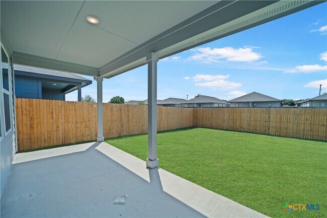 Building Photo - 465 Payton Dr