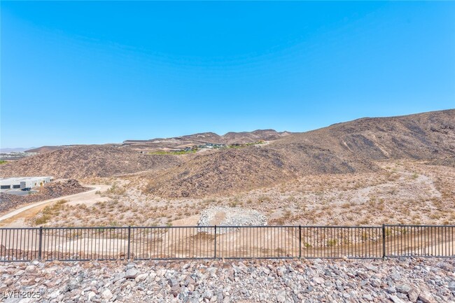 Building Photo - 702 Blackrock Rim Dr