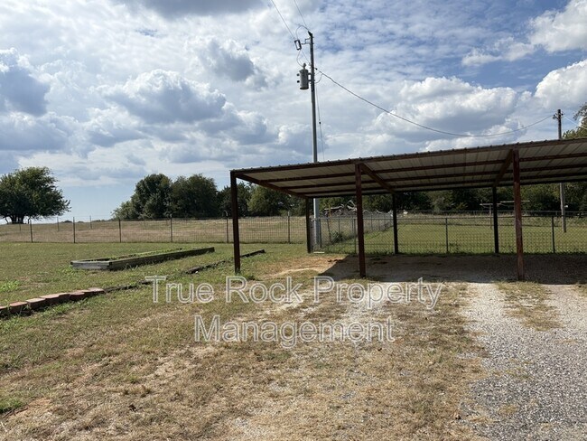 Building Photo - 23185 CR 3520