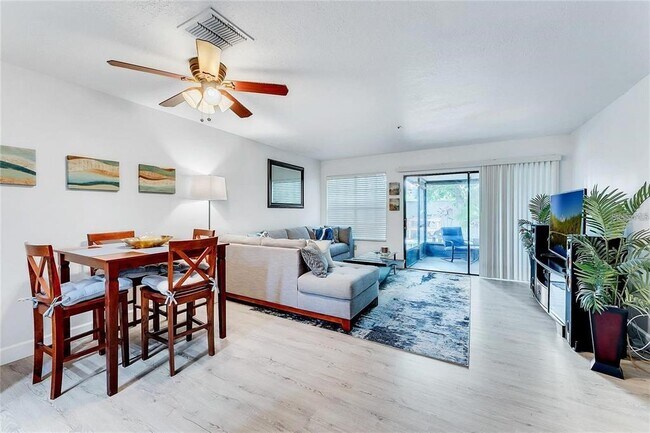 Building Photo - 563 Northbridge Dr