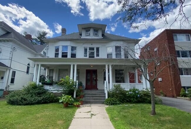 Primary Photo - 544 Whitney Ave