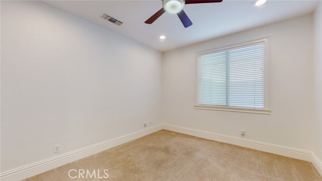 Building Photo - 1102 Slauson Ln
