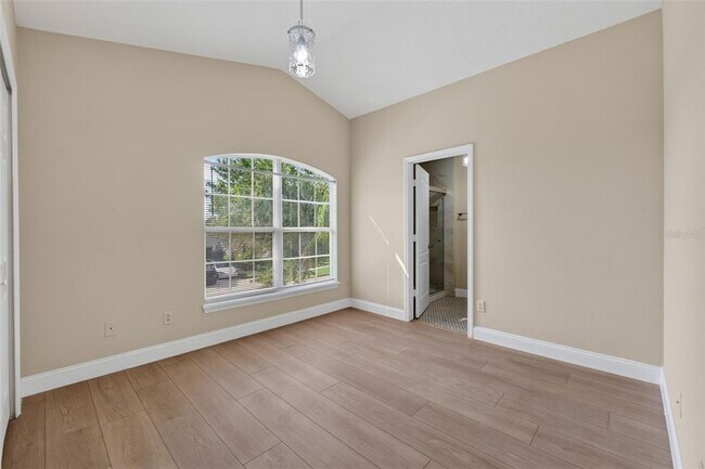 Building Photo - 1851 Great Falls Way