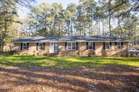 Building Photo - 901 Glendale Dr