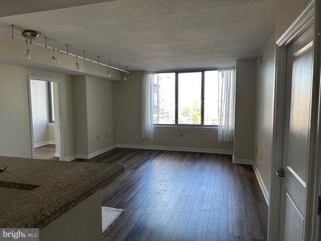 Building Photo - 555 Massachusetts Ave NW