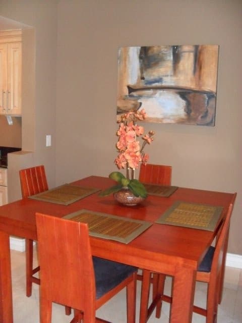 Building Photo - Meridian Luxury Top-Floor Condo with amazing Strip View (Electricity, Gas, and Internet included)