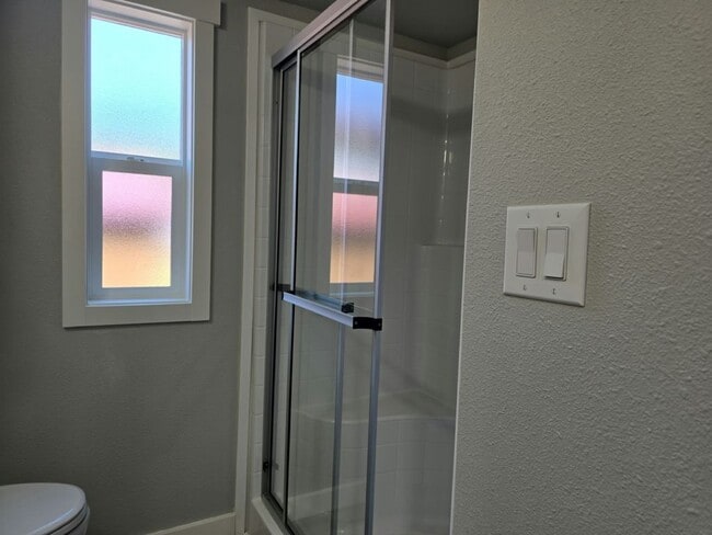 Building Photo - 8372 Enchanted Way SE