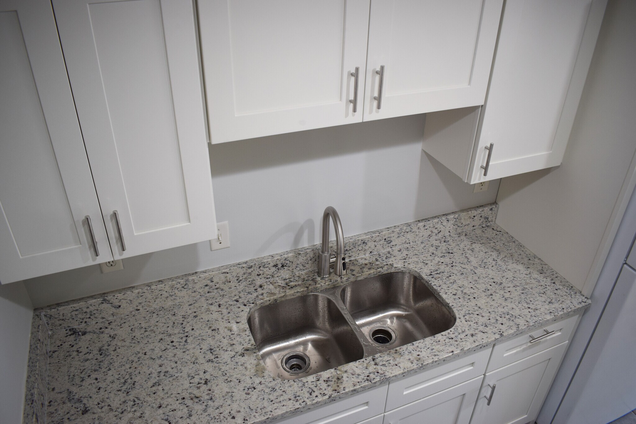 Building Photo - 1548 Blaze Ln