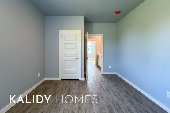 Building Photo - 202 Olde Ml Ct