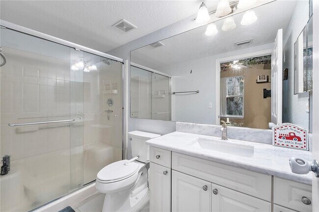 Building Photo - 6926 W Sample Rd