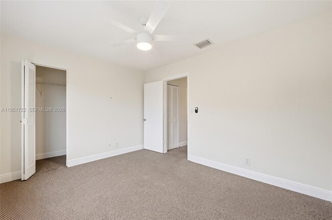 Building Photo - 3001 NW 5th Terrace