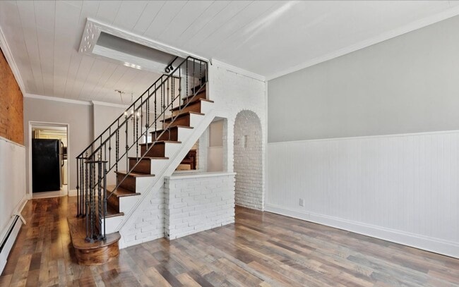 Building Photo - 3019 Tilton St