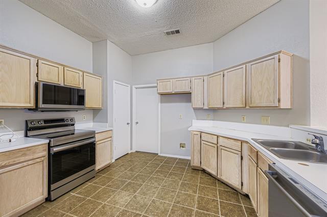 Building Photo - 1118 Colbert Ln