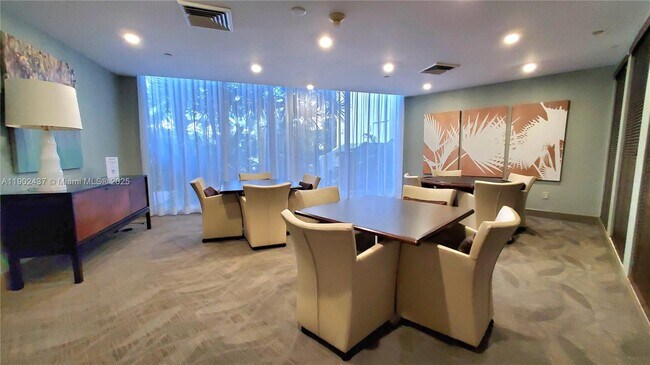 Building Photo - 19333 Collins Ave