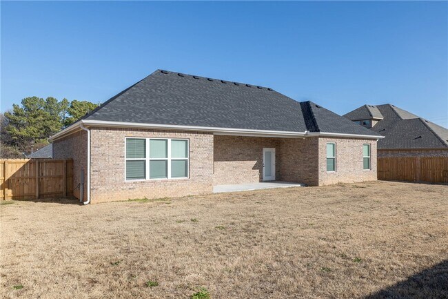 Building Photo - 5653 Poppy Ave