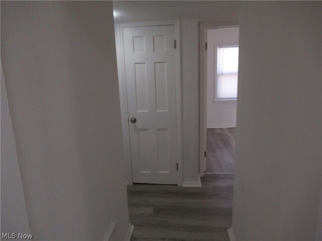 Building Photo - 1403 Dawnwood Dr