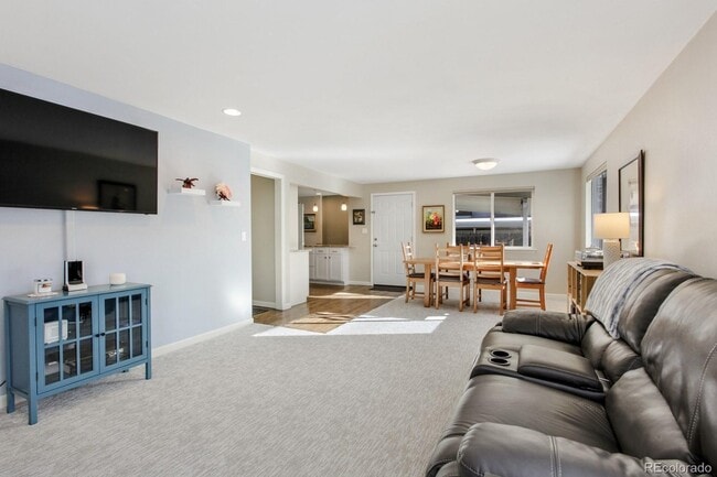 Building Photo - 3850 W Radcliff Ave