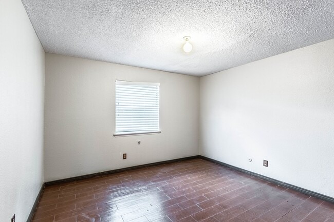Building Photo - Lovely 4 bedroom in West Side El Paso!!