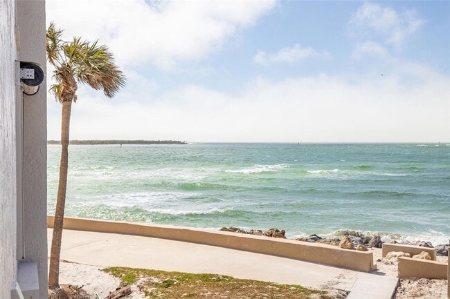 Building Photo - 200 1st Ave