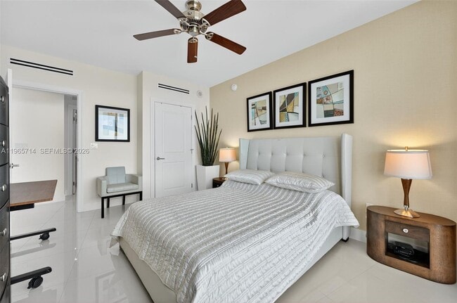 Building Photo - 1 N Ocean Blvd