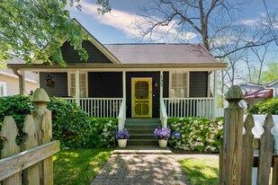 Building Photo - 125 Short St SE