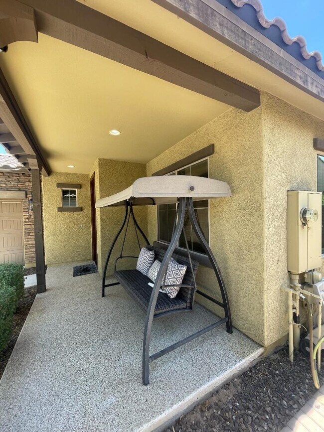 Building Photo - 4425 E Muriel Dr