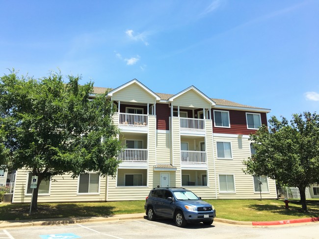 Primary Photo - 519 Southwest Pkwy