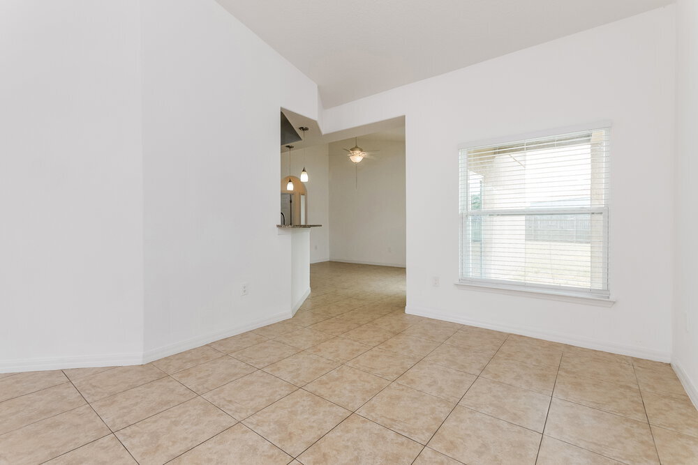 Building Photo - 1143 Doncaster Ct