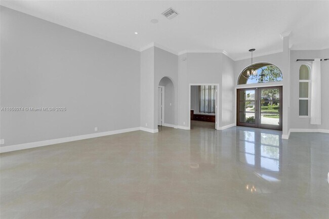 Building Photo - 2715 Edgewater Ct