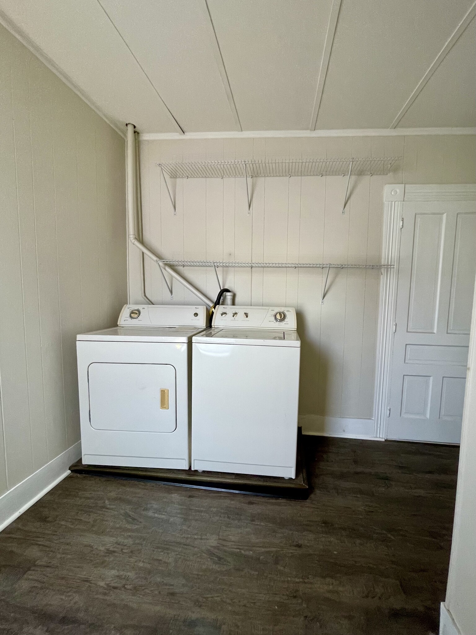 Dedicated laundry room in unit - 286 Spring St