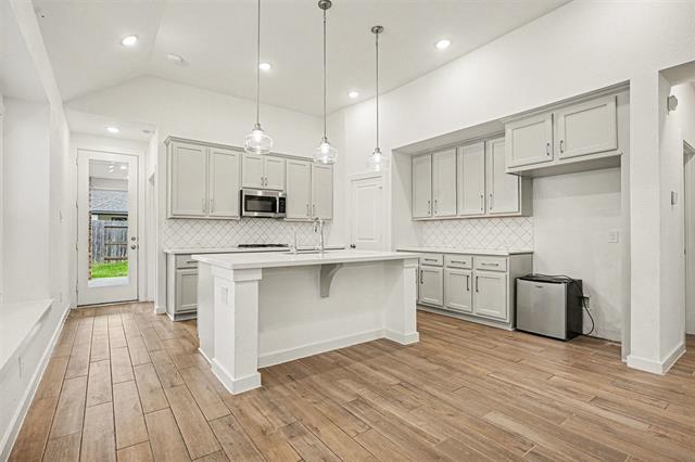 Building Photo - 13024 Sapphire Lake Ln