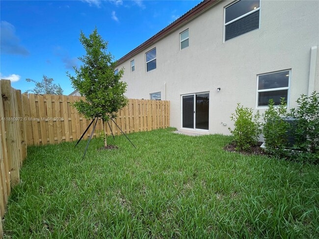 Building Photo - 12212 NW 23rd Path