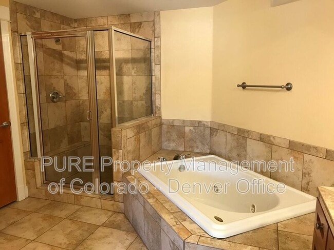 Building Photo - 1080 E 13th Ave