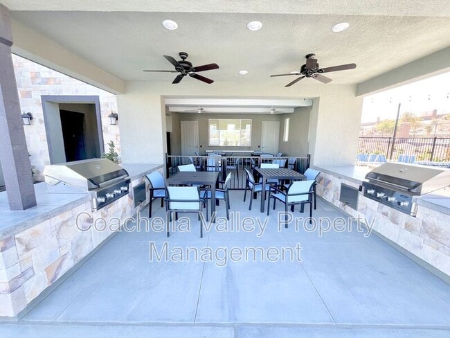 Building Photo - 41168 Emory Ln