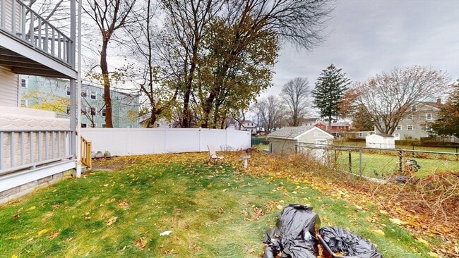 Building Photo - 22 Summer St