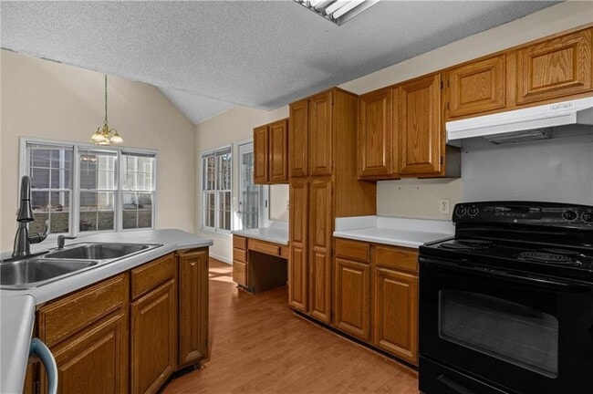 Building Photo - 2155 Southbrook Ridge NW