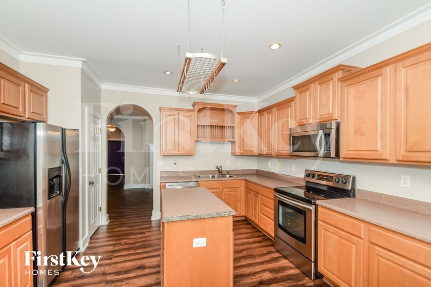 Building Photo - 209 Nottingham Dr