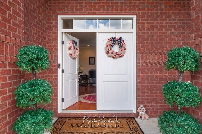 Building Photo - 4395 Winners Gait Cir