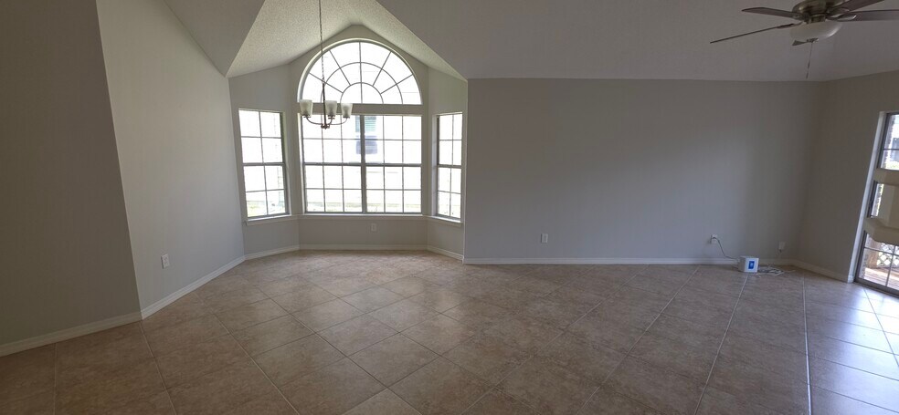 Building Photo - 1835 Crosswinds Lndg