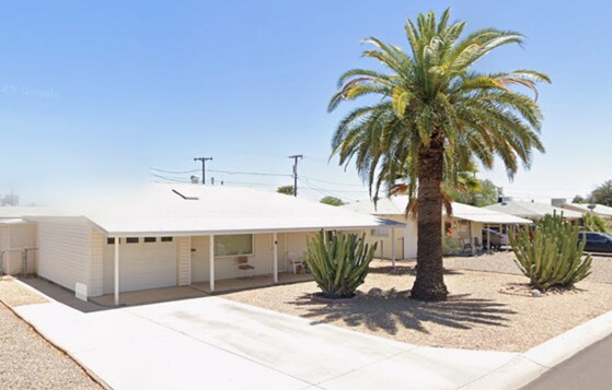 Primary Photo - 2 Bedroom, 1.5 Bath Home Available Now! SECTION 8 ACCEPTED!