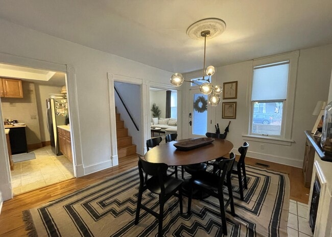 Building Photo - 1279 Hunter Ave