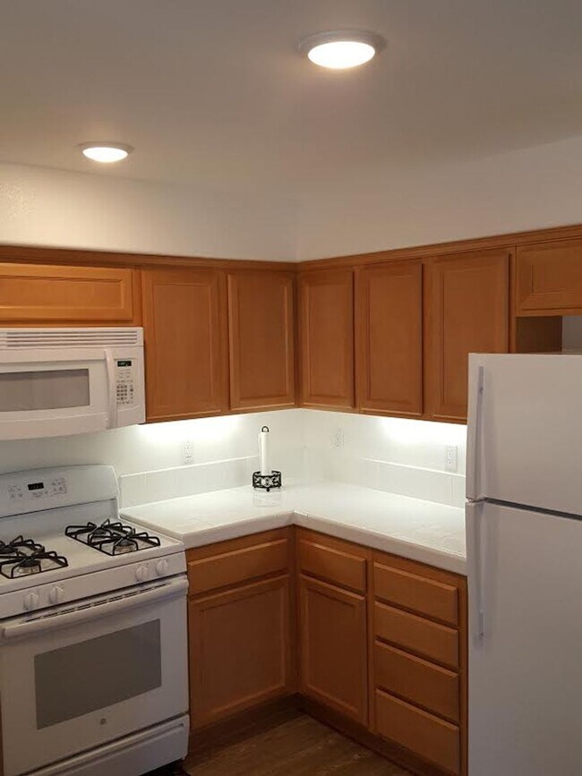 Building Photo - Pismo Beach Condo