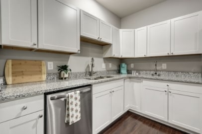 Building Photo - 418 Caldwell Dr