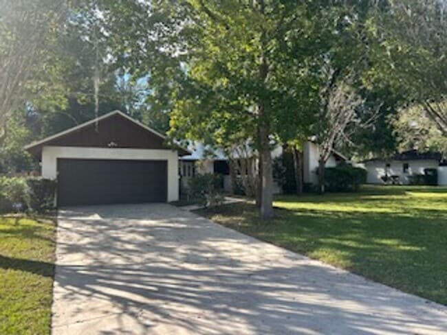 Primary Photo - Spacious 3-Bedroom Home with Fenced Yard &...