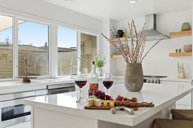 Building Photo - 4308 N Parkway Ave