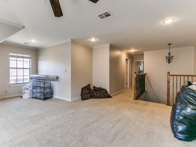 Building Photo - Gorgeous 2 Story Home In Bixby Schools!