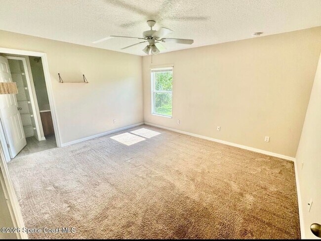 Building Photo - 1072 Flintlock Ave SE