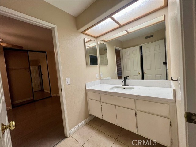 Building Photo - 2909 Dorchester Cir